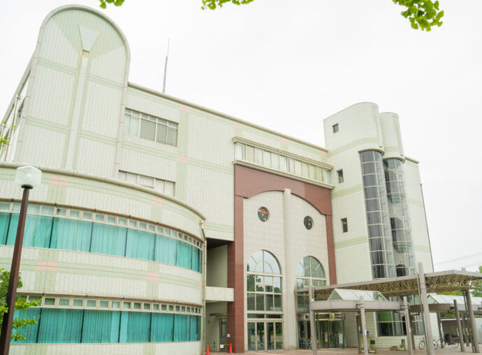 各務原市立中央図書館